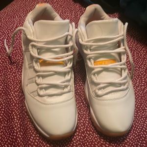 Jordan 11 Low